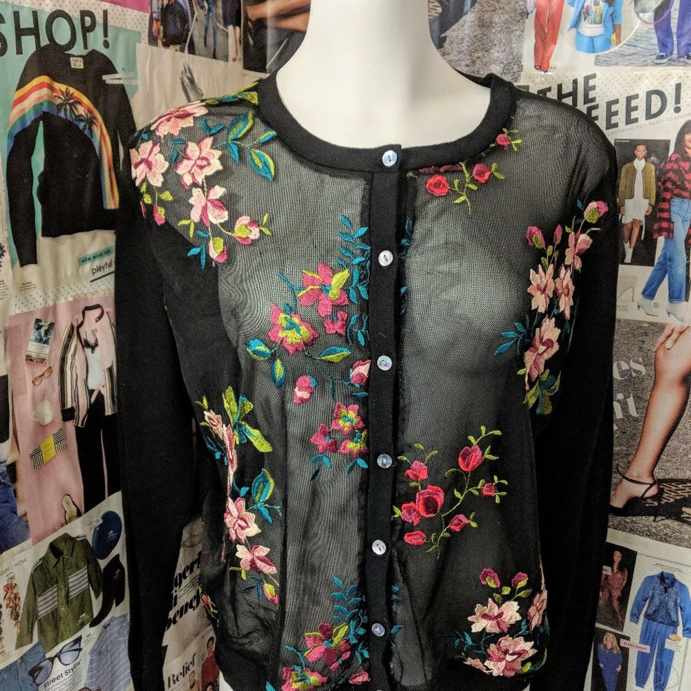 Nice rosebud embroidery sheer front Cardigan